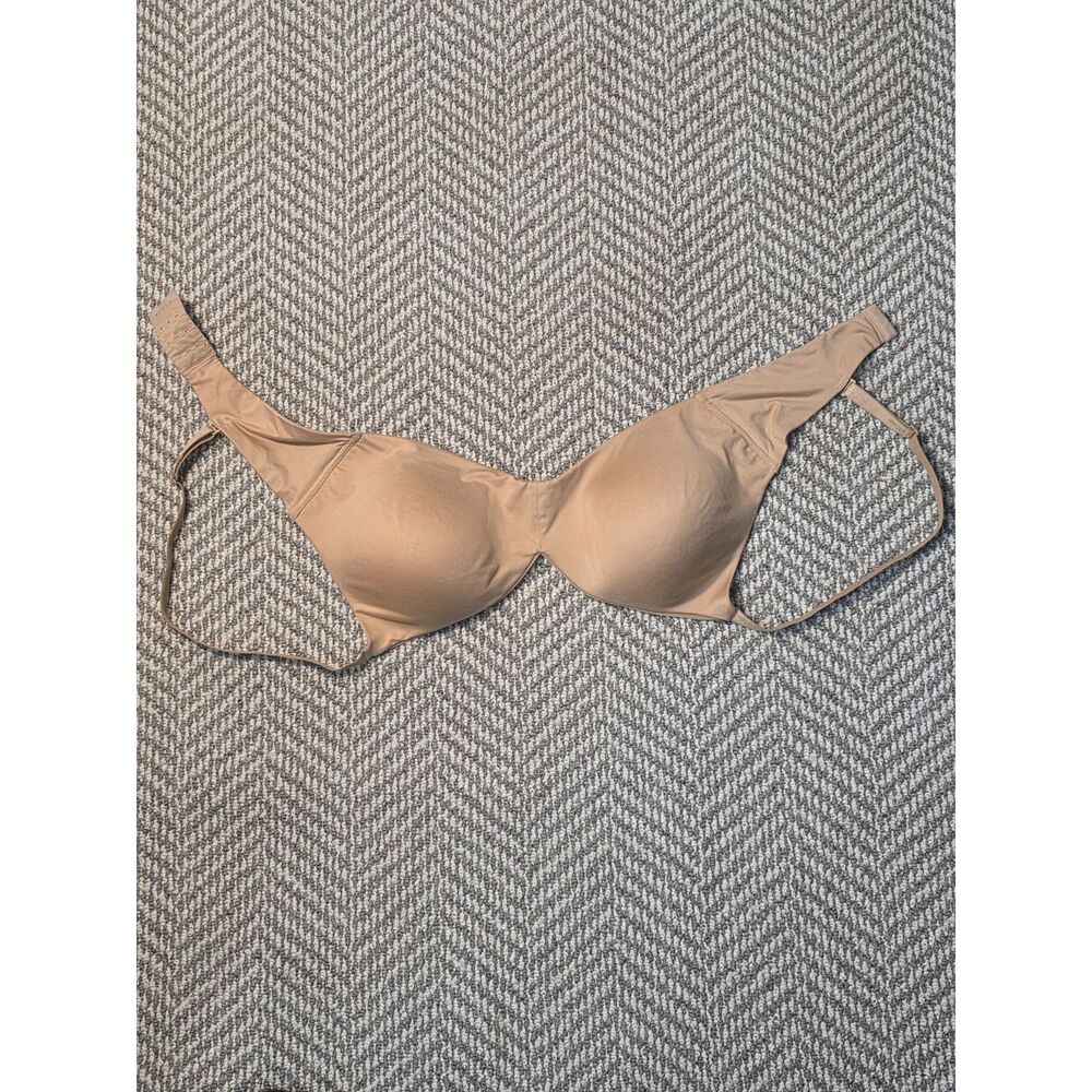 Calvin Klein Women's Size Large Beige Nude Wireless Lightweight Comfort Bra